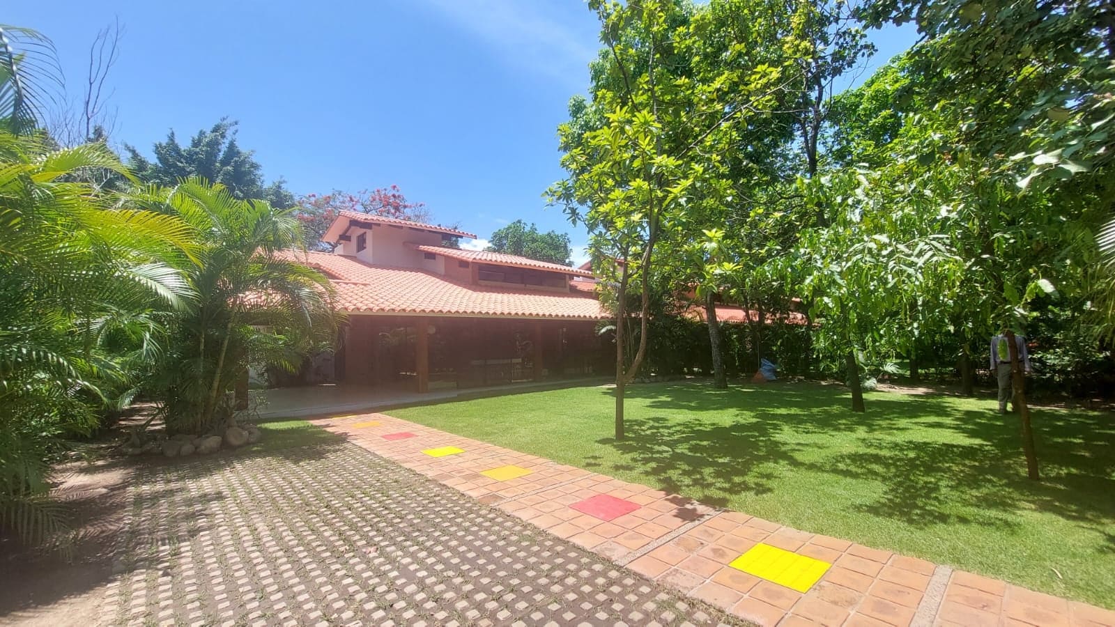 En Alquiler - Casa en Condominio Dali 4 - Foto 4