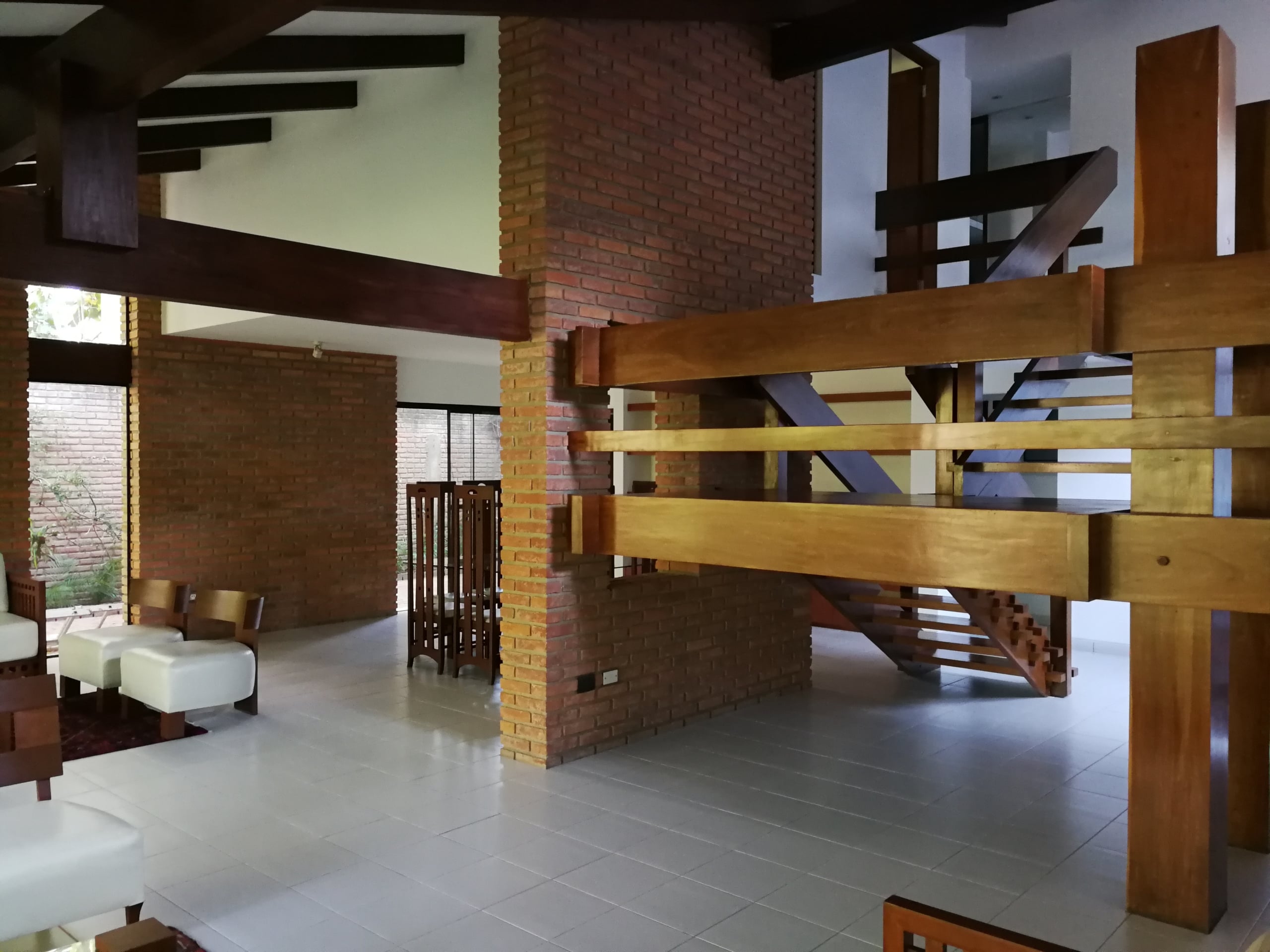 En Alquiler - Casa en Condominio Dali 7